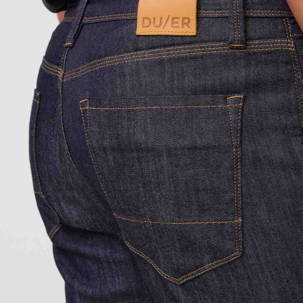 DUER NWT Mens Performance Denim Relaxed Fit in Heritage Rinse - Multiple Sizes - Picture 8 of 8